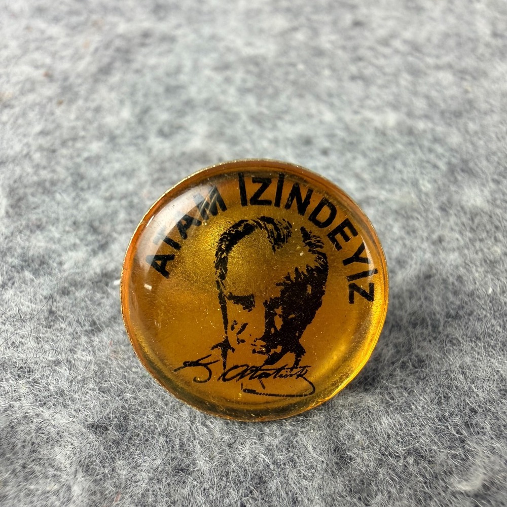 Vintage Turkish Ataturk Atam Izindeyiz Domed Lapel Pin Gold Tone
